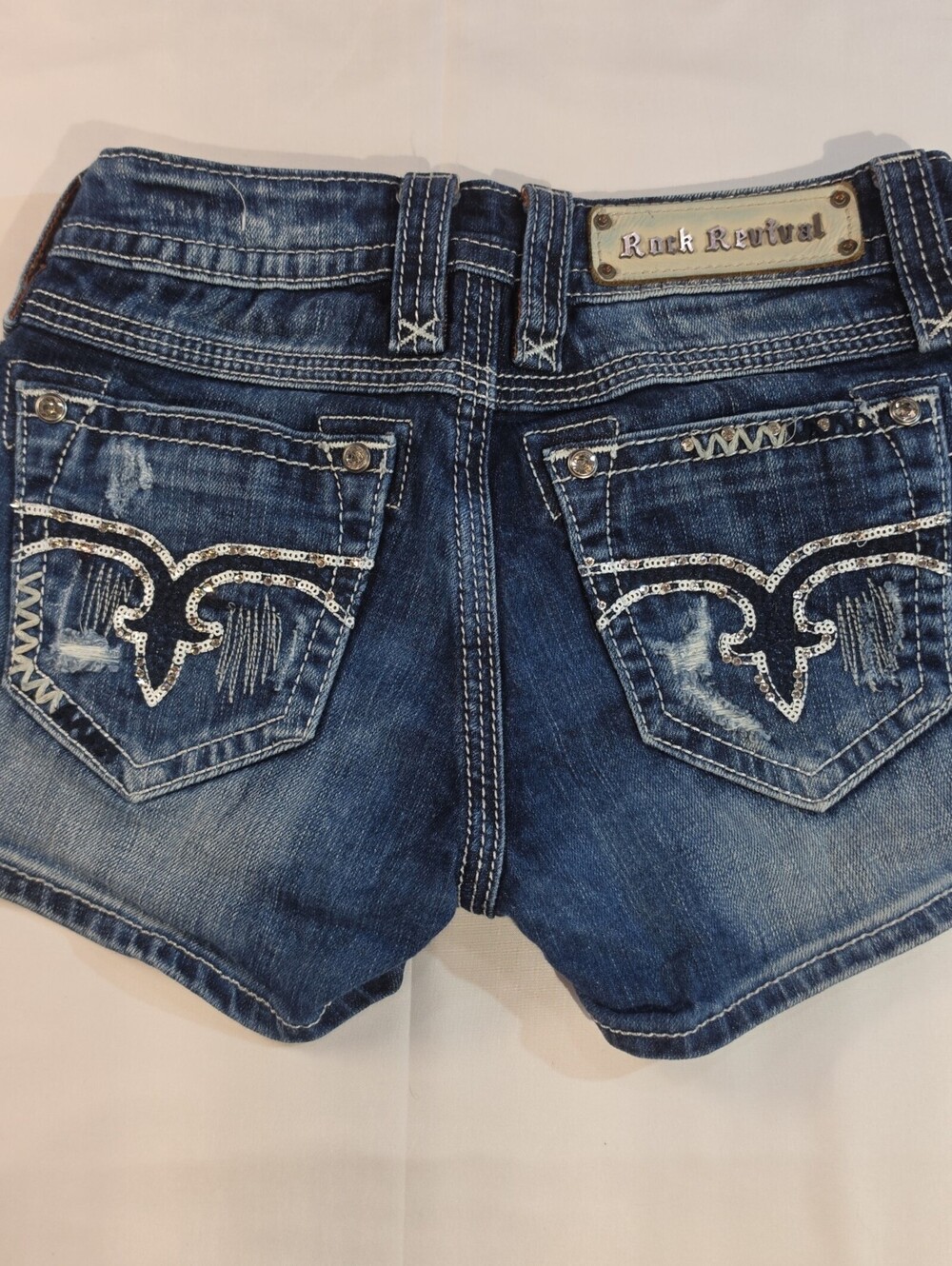 Rock Revival Erin Women’s Size 26 Easy Short Denim Shorts Embroidered Pockets